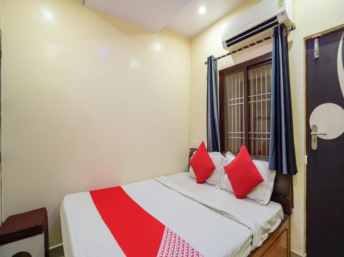 Oyo 75627 New Ankit Guest House Варанаси Екстериор снимка