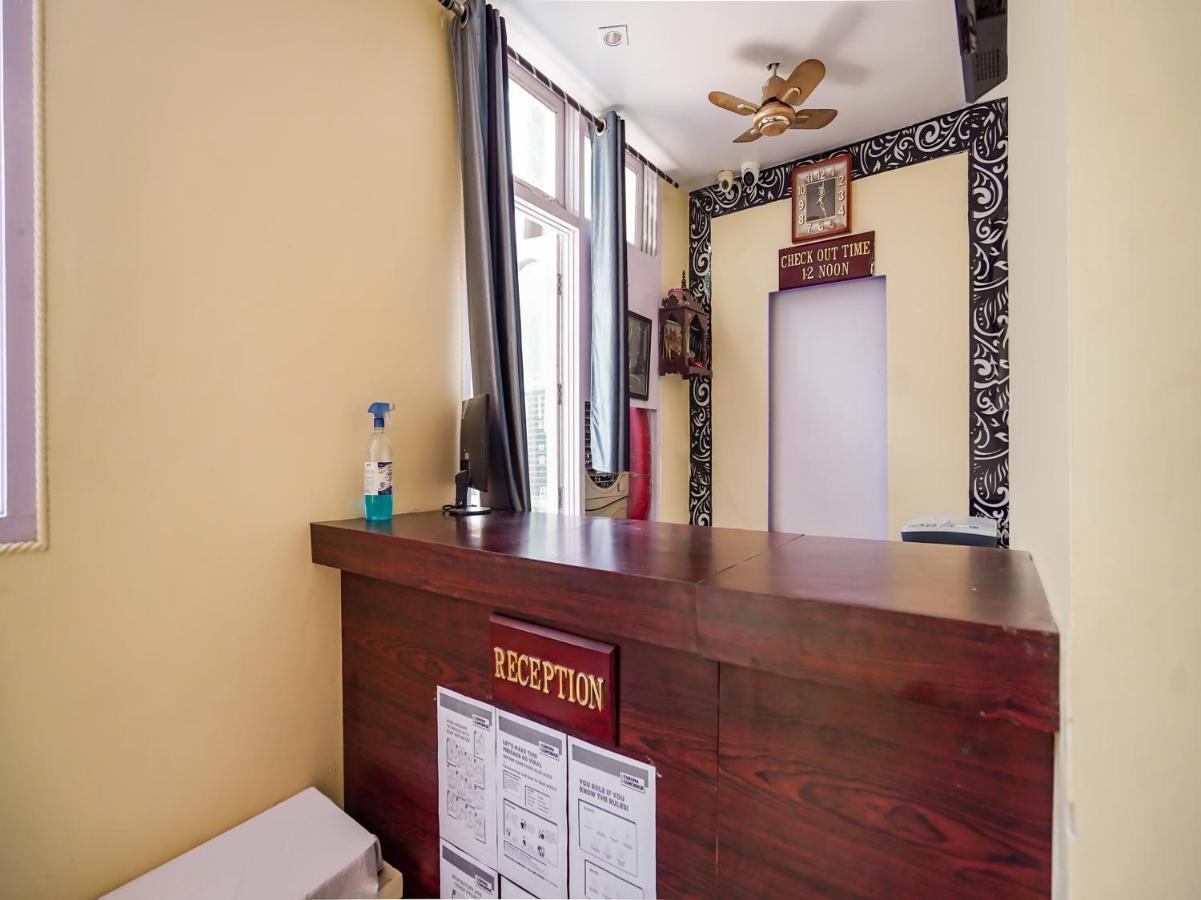 Oyo 75627 New Ankit Guest House Варанаси Екстериор снимка