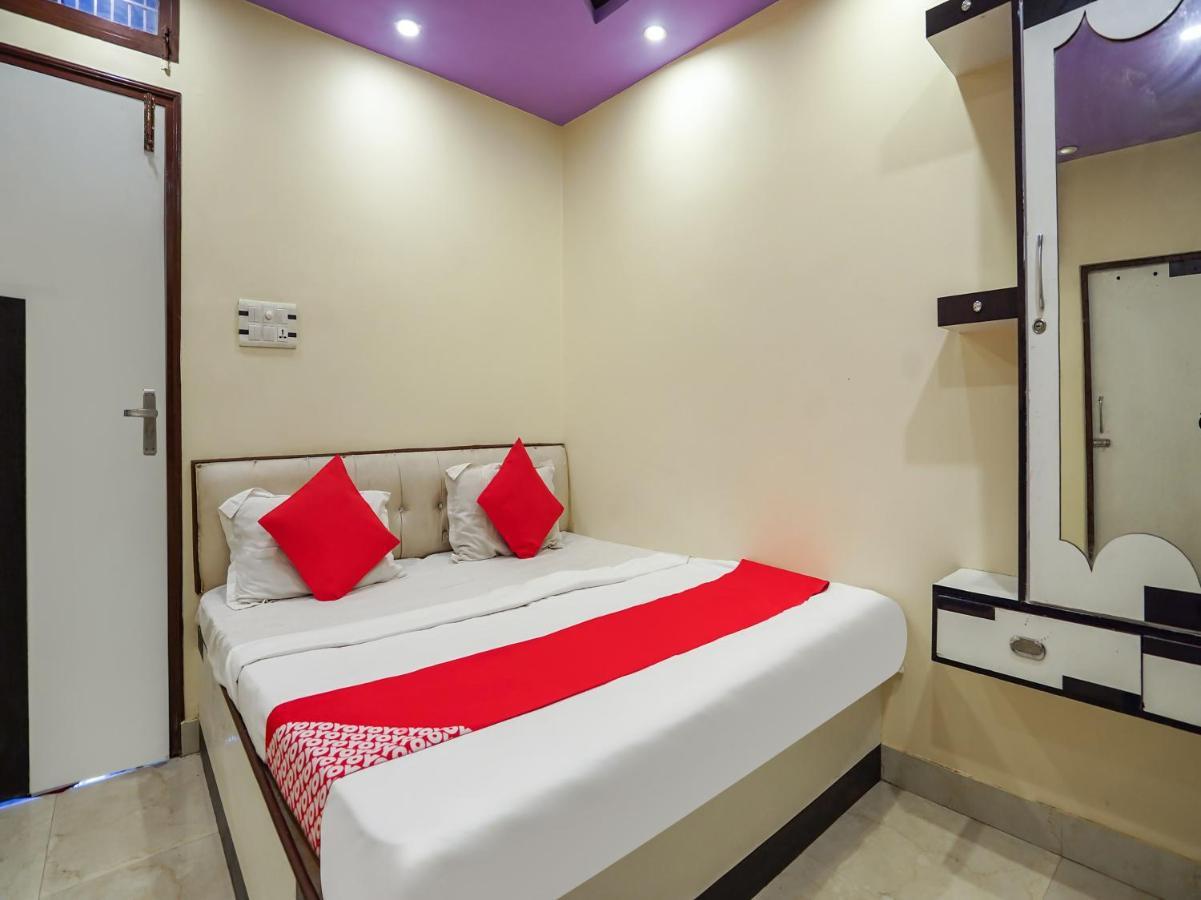 Oyo 75627 New Ankit Guest House Варанаси Екстериор снимка