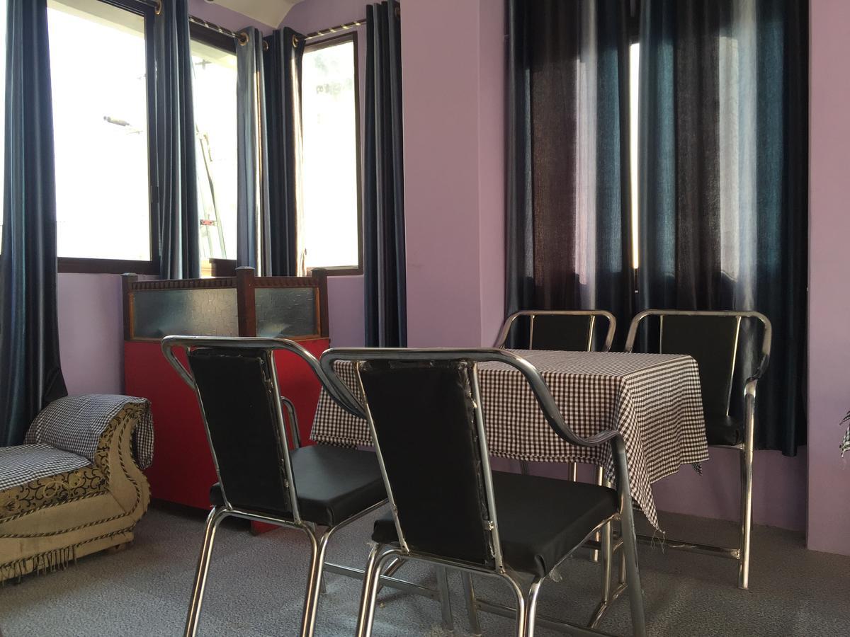 Oyo 75627 New Ankit Guest House Варанаси Екстериор снимка